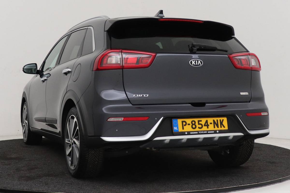 Kia Niro Kia Niro 1.6 GDi Hybrid DynamicLine | Camera | CarPlay | Navigatie | Volledig Ond. | 18″ Velgen |