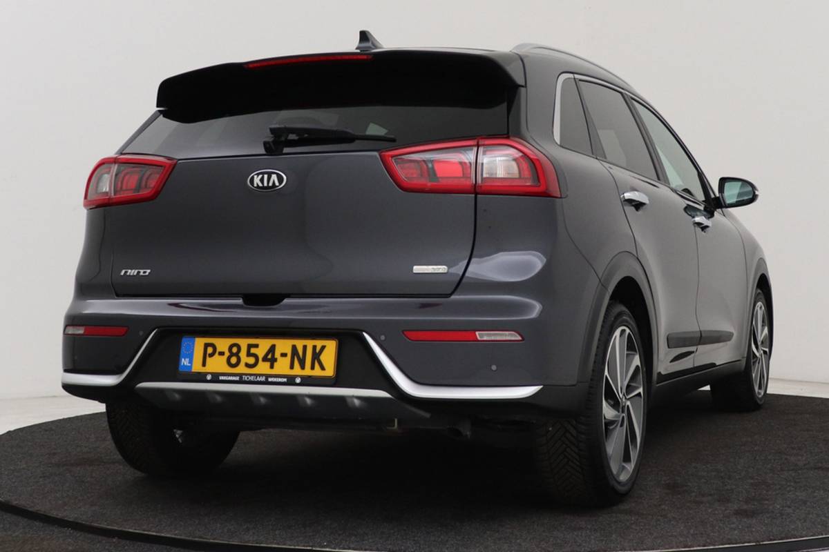 Kia Niro Kia Niro 1.6 GDi Hybrid DynamicLine | Camera | CarPlay | Navigatie | Volledig Ond. | 18″ Velgen |
