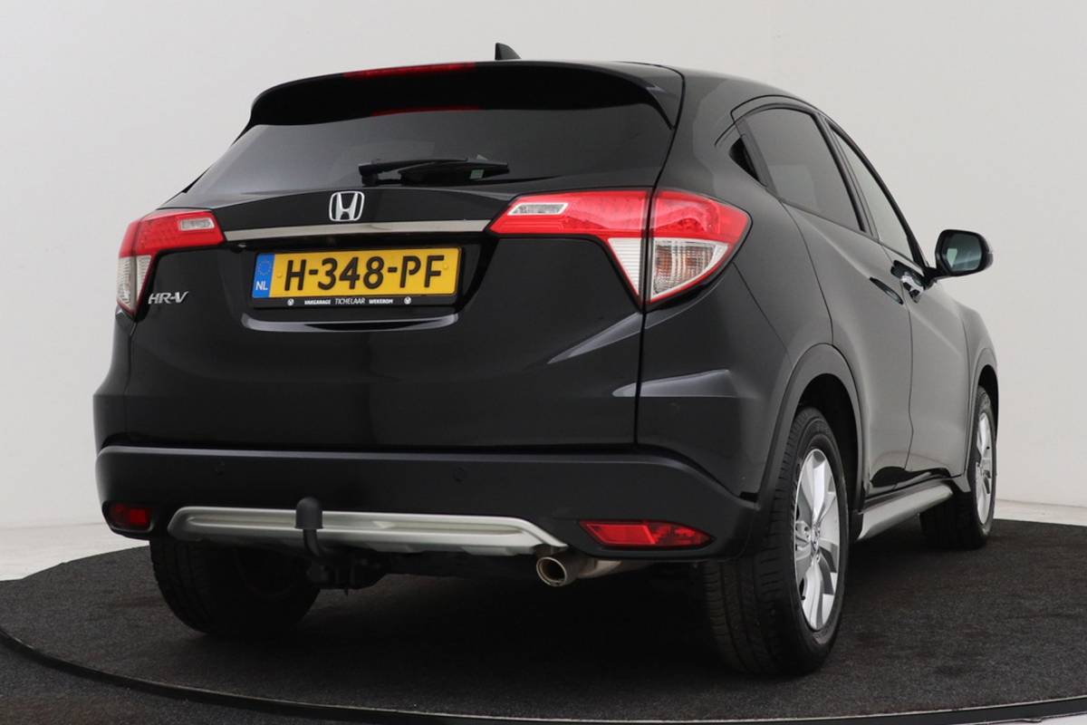Honda HR-V Honda HR-V 1.5 i-VTEC Elegance | Org NL | 42.000 KM! | Trekhaak | Camera | Navigatie | Magic Seats | Stoelverwarming | Dealer Ond.