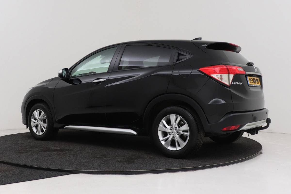 Honda HR-V Honda HR-V 1.5 i-VTEC Elegance | Org NL | 42.000 KM! | Trekhaak | Camera | Navigatie | Magic Seats | Stoelverwarming | Dealer Ond.