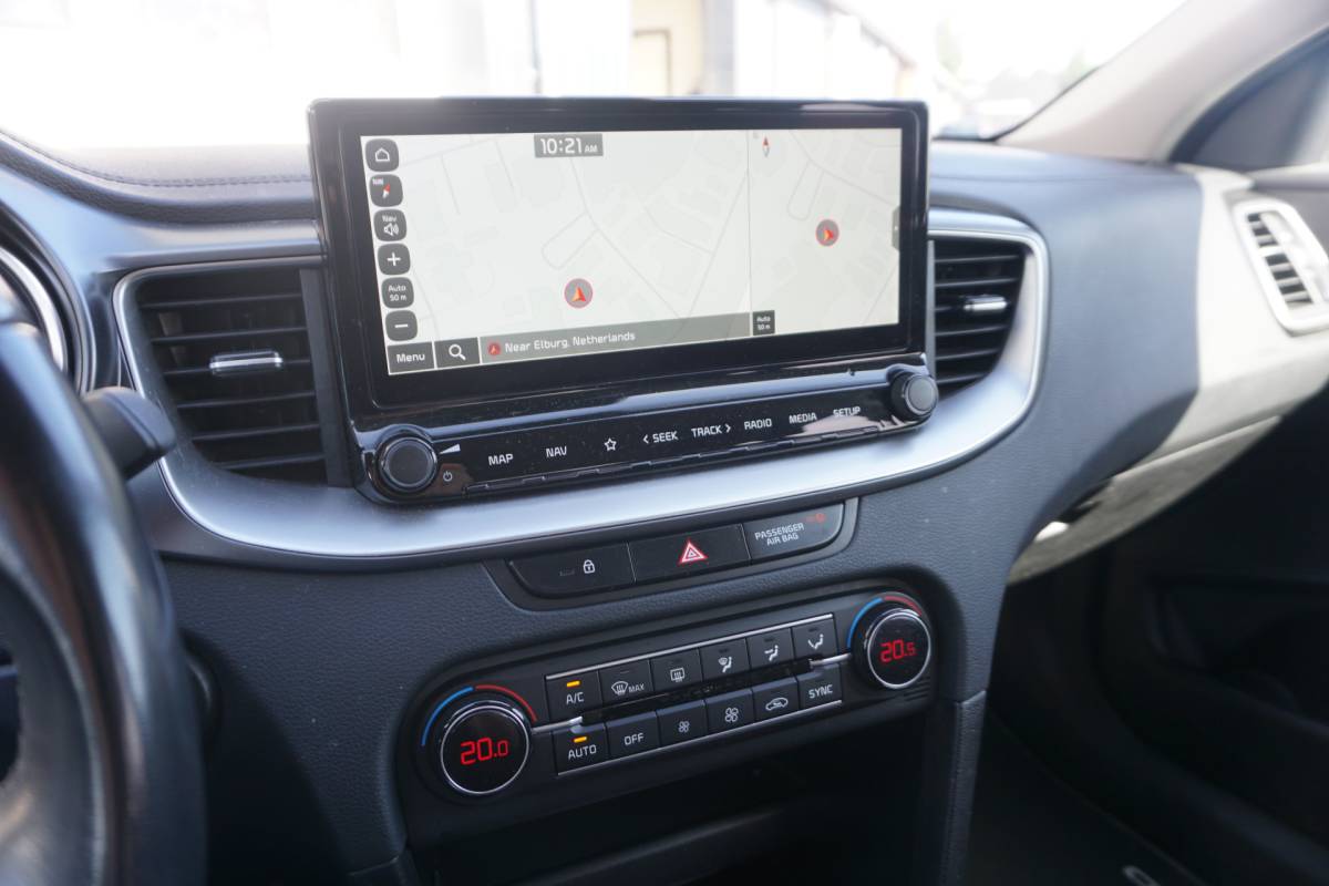 Kia Ceed Sportswagon Kia Ceed Sportswagon 1.0 T-GDi DynamicLine | CAMERA | CARPLAY | ECC| FACELIFT | DEALER O.H. |