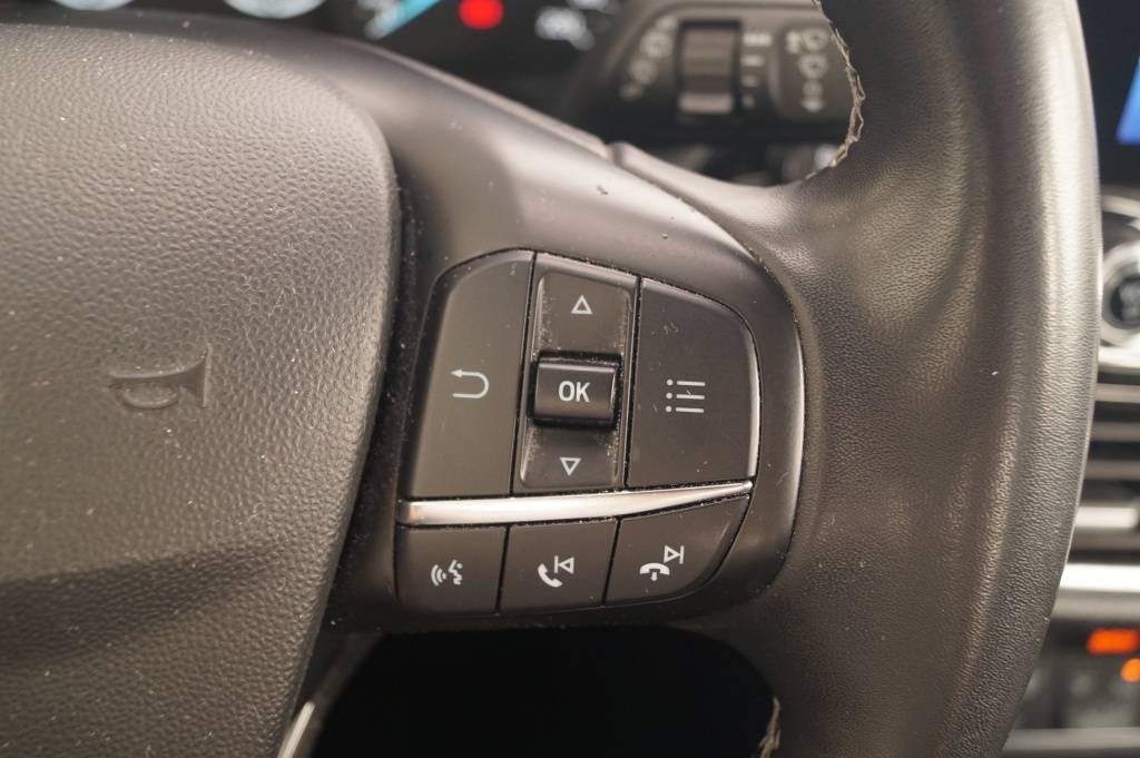 Ford Fiesta Ford Fiesta 1.0 EcoBoost 100pk Titanium -NAVI-ECC-LED-PDC-