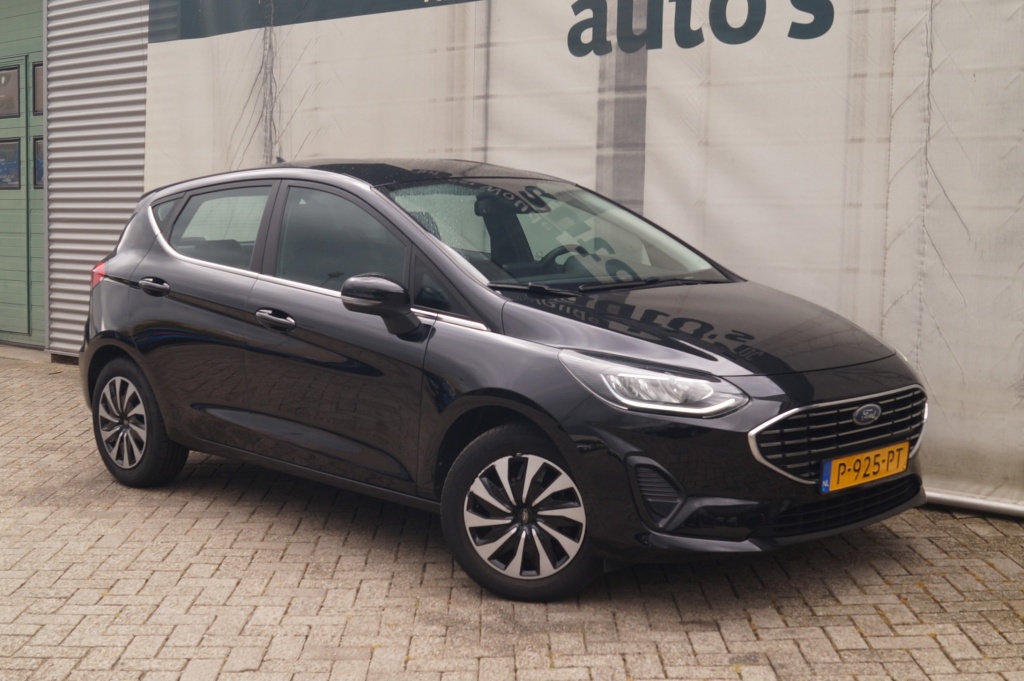 Ford Fiesta Ford Fiesta 1.0 EcoBoost 100pk Titanium -NAVI-ECC-LED-PDC-