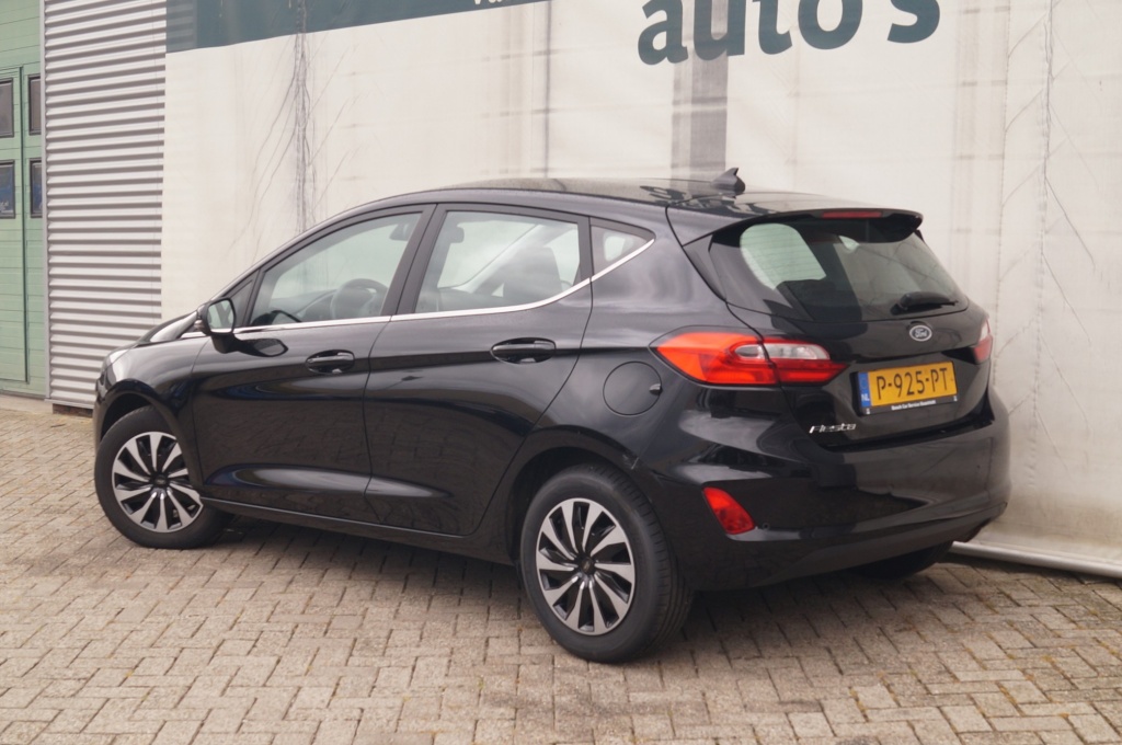 Ford Fiesta Ford Fiesta 1.0 EcoBoost 100pk Titanium -NAVI-ECC-LED-PDC-