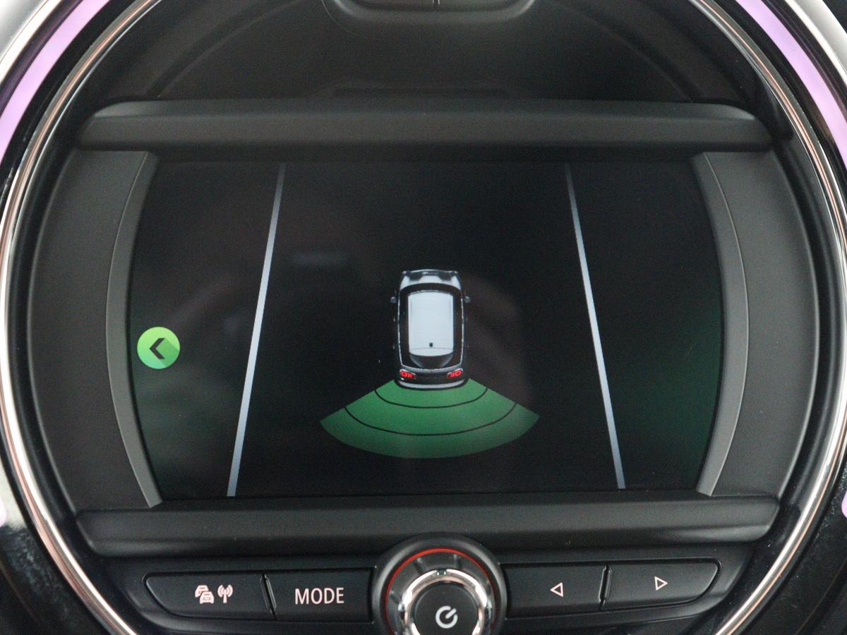 MINI Clubman MINI Clubman 1.5 One Salt | Cruise control | Navigatie | Bluetooth |  Climate control | NAP 88.741km. | 16″ velgen