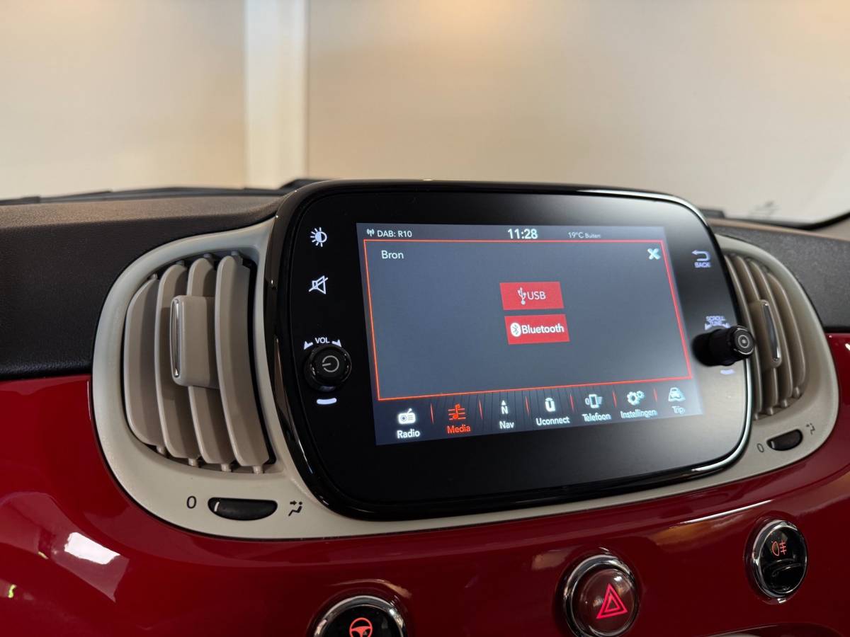Fiat 500 Fiat 500 1.2 Lounge *Distr.riem VV* Carplay|Navi|Cruise|DAB|PDC|BT|NAP|Top onderhouden / Lage Km-stand!