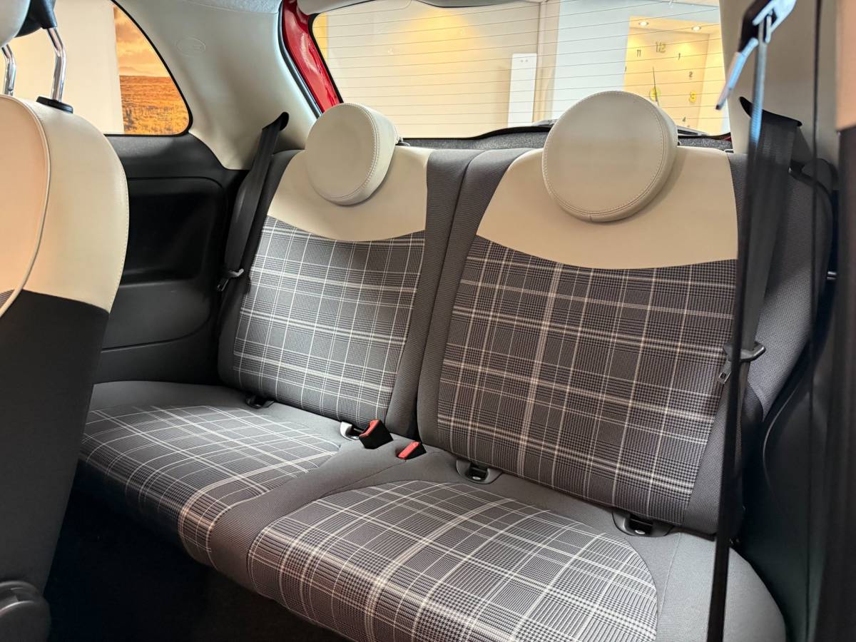 Fiat 500 Fiat 500 1.2 Lounge *Distr.riem VV* Carplay|Navi|Cruise|DAB|PDC|BT|NAP|Top onderhouden / Lage Km-stand!