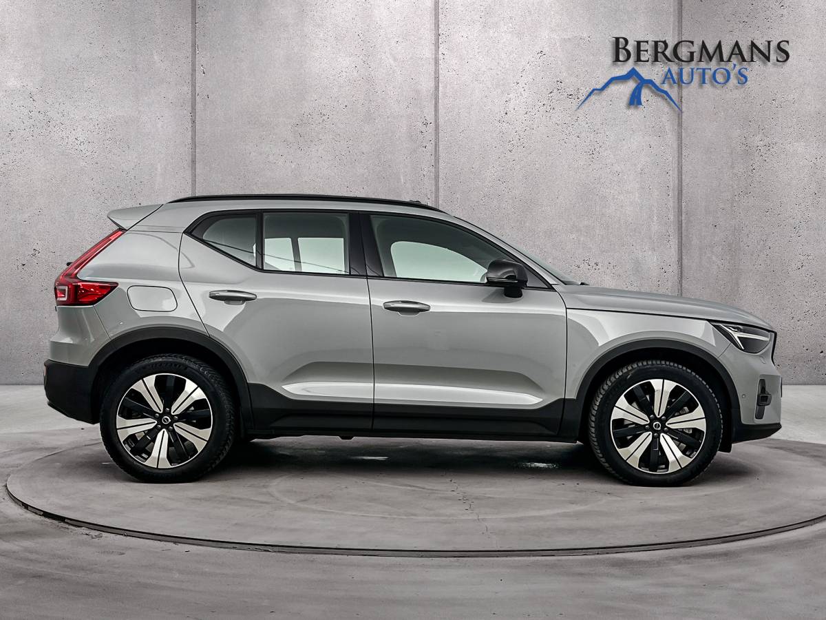 Volvo XC40 Volvo XC40 1.5 T4 Plug-in hybrid Ultimate Dark // DEALERONDERHOUDEN // SCHUIFKANTELDAK // ELECTRISCHE ACHTERKLEP //