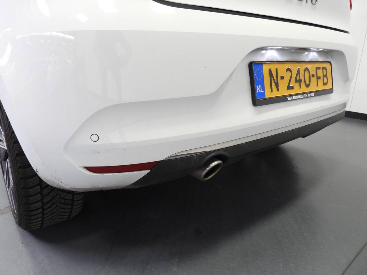 Renault Clio Renault Clio 1.0 TCe Intens NAVI/360CAM/CLIMA/LED/17″LMV!