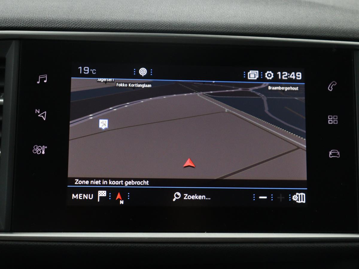 Peugeot 308 Peugeot 308 SW 1.2 PureTech GT-line | Half leder | Cruise control | Carplay | Navigatie | Camera | Park assist | Climate control | 17″ velgen