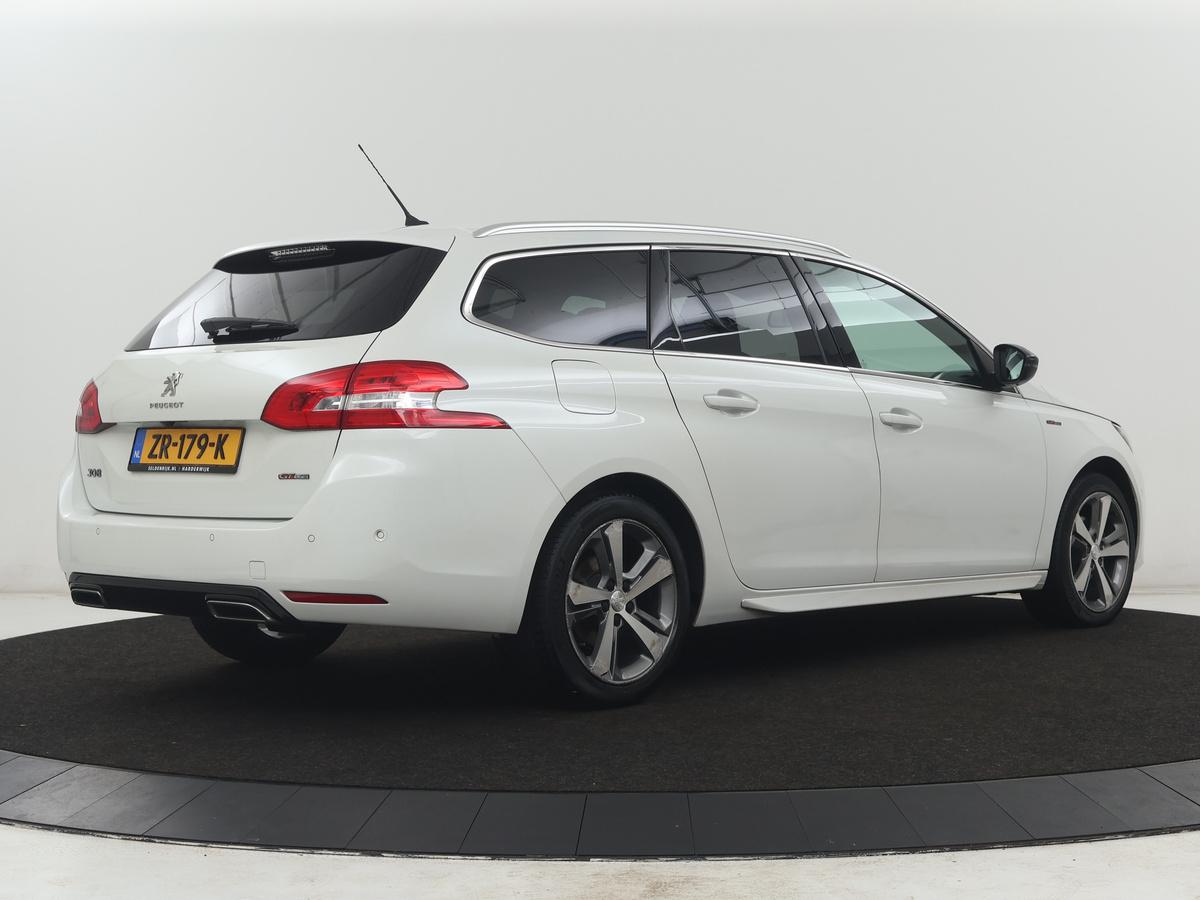 Peugeot 308 Peugeot 308 SW 1.2 PureTech GT-line | Half leder | Cruise control | Carplay | Navigatie | Camera | Park assist | Climate control | 17″ velgen