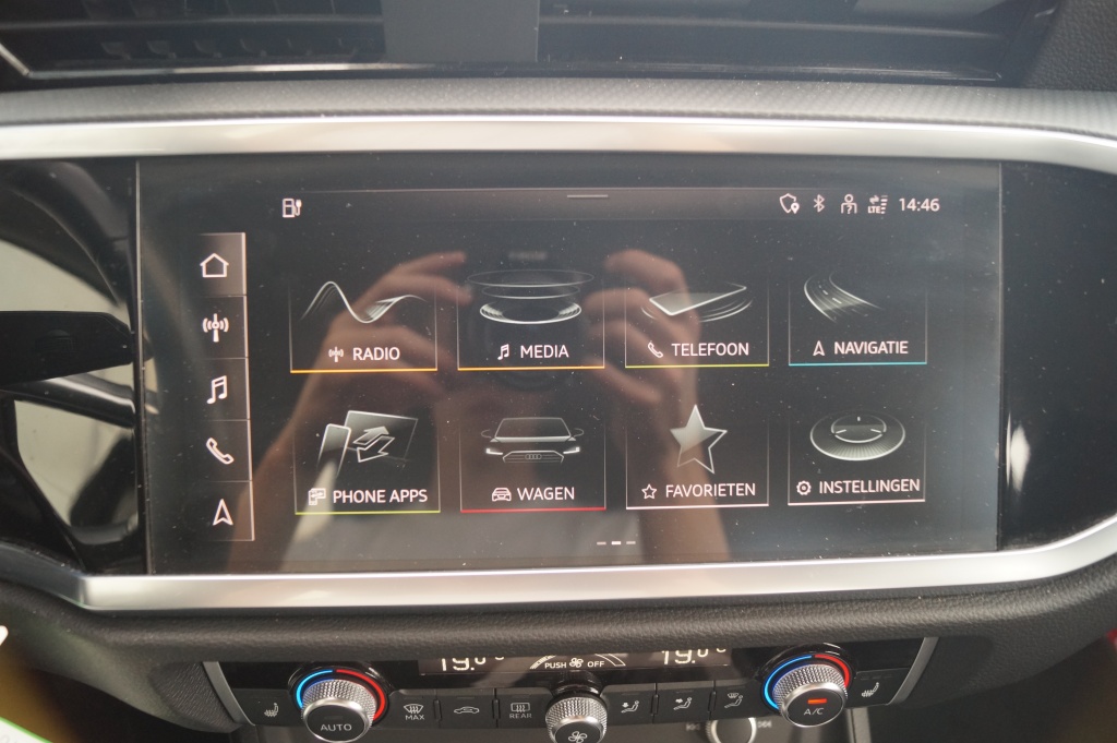 Audi Q3 Audi Q3 45 TFSI e PHEV Edition -LEER-LED-PDC-NAVI-