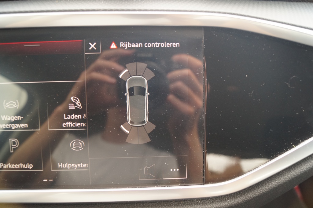 Audi Q3 Audi Q3 45 TFSI e PHEV Edition -LEER-LED-PDC-NAVI-