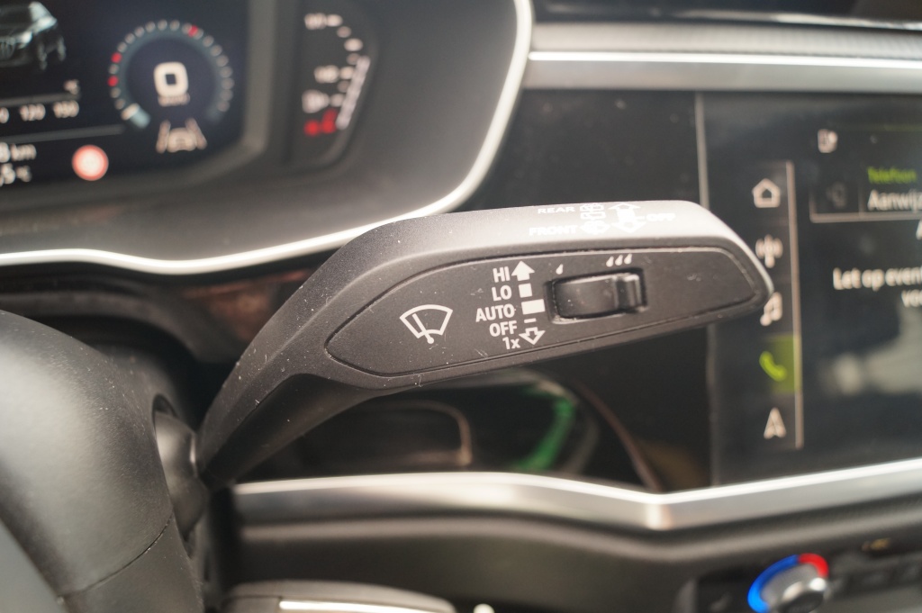 Audi Q3 Audi Q3 45 TFSI e PHEV Edition -LEER-LED-PDC-NAVI-