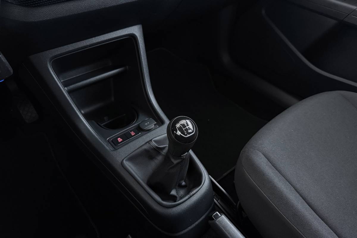 Volkswagen up! Volkswagen Up! 1.0 BMT move up! | Org NL | Airco | Navigatie Via Telefoon | Bluetooth | 127.000 KM! |