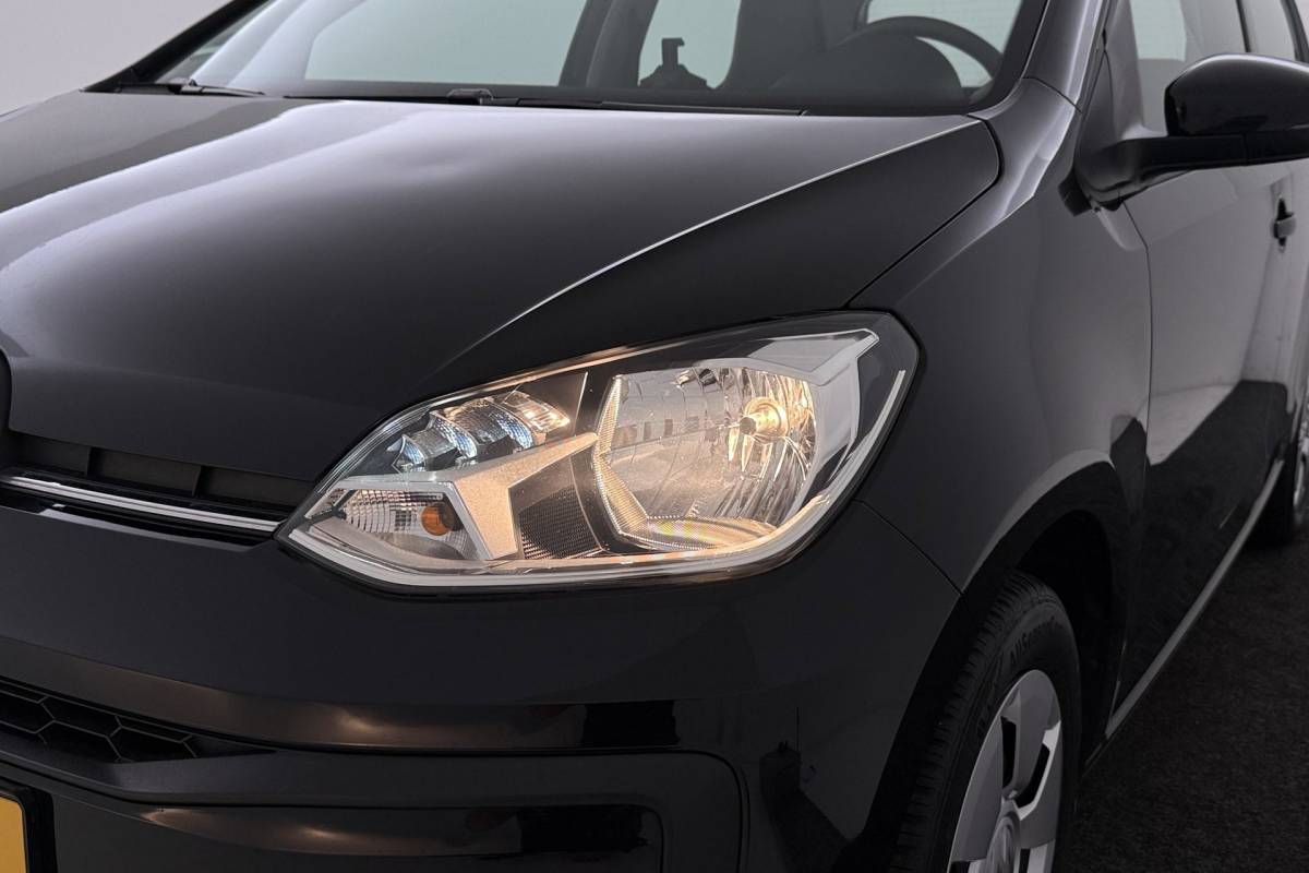 Volkswagen up! Volkswagen Up! 1.0 BMT move up! | Org NL | Airco | Navigatie Via Telefoon | Bluetooth | 127.000 KM! |