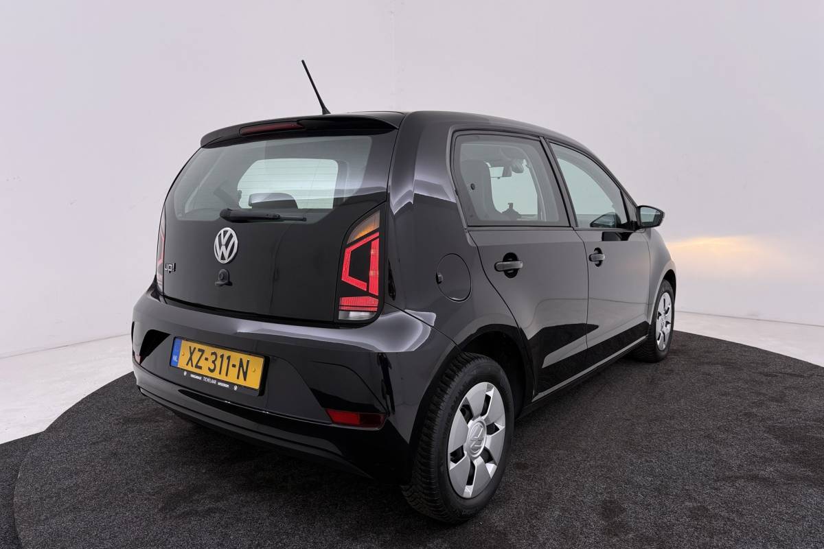Volkswagen up! Volkswagen Up! 1.0 BMT move up! | Org NL | Airco | Navigatie Via Telefoon | Bluetooth | 127.000 KM! |