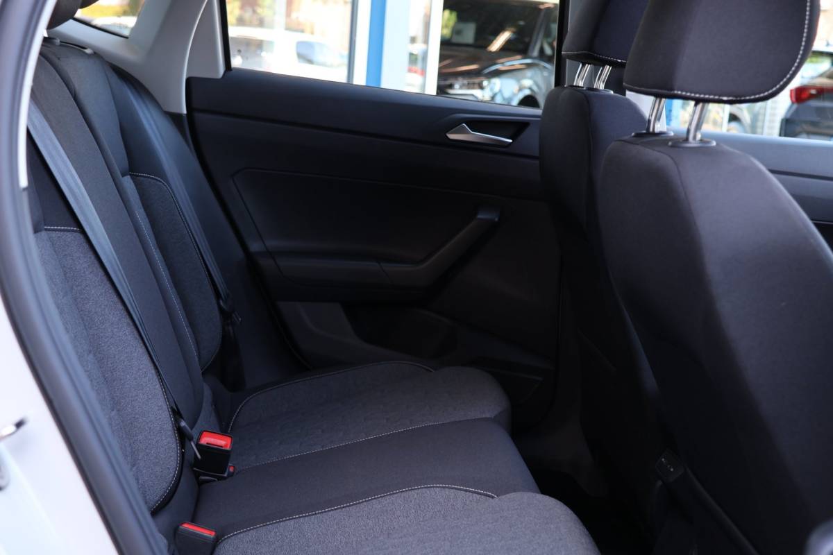 Volkswagen Polo Volkswagen POLO 1.0 TSI Move-editie, automaat, trekhaak, 3 jaar fabrieksgarantie, schuif-kantel dak