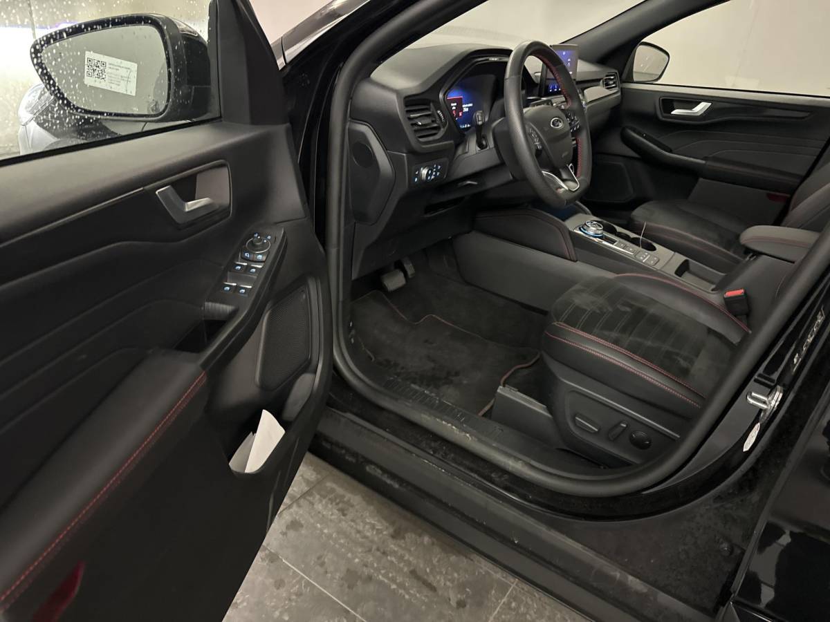 Ford Kuga Ford Kuga 2.5 PHEV ST-Line X | Trekhaak Afneembaar | Winter Pack | Technology Pack