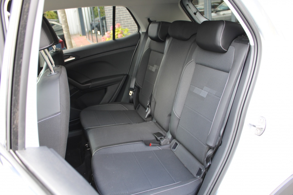 Volkswagen T-Cross Volkswagen T-Cross 1.5 TSI Style DSG 150PK! Virtual/Navi/18″/Winter “RIJKLAARPRIJS”