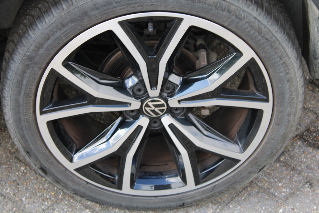 Volkswagen T-Cross Volkswagen T-Cross 1.5 TSI Style DSG 150PK! Virtual/Navi/18″/Winter “RIJKLAARPRIJS”
