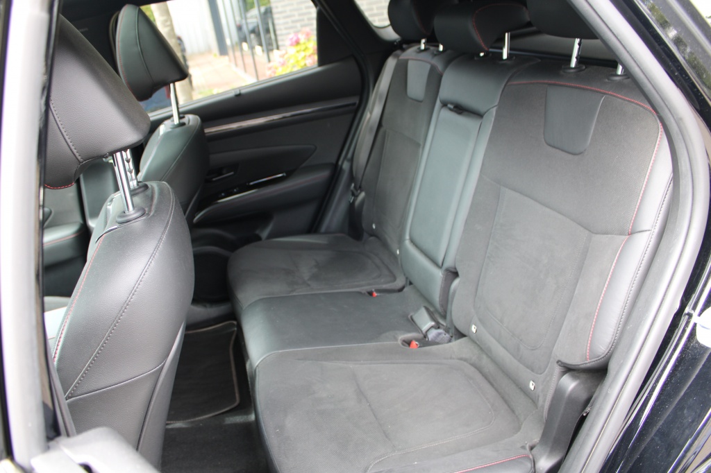 Hyundai Tucson Hyundai Tucson 1.6 T-GDI PHEV N Line Sky 265PK! Full Option! “RIJKLAARPRIJS”