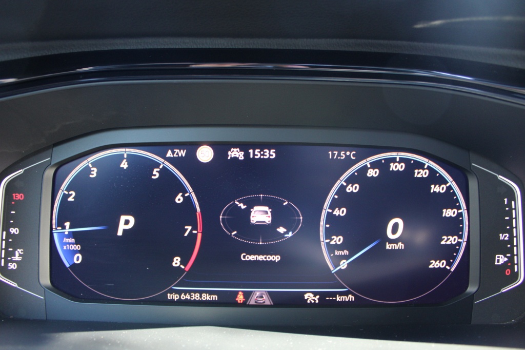 Volkswagen T-Roc Volkswagen T-Roc 1.5 TSI R-Line DSG Black Style Pano/Virtual/Navi “RIJKLAARPRIJS”