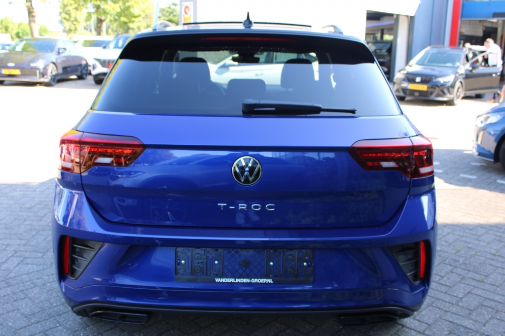 Volkswagen T-Roc Volkswagen T-Roc 1.5 TSI R-Line DSG Black Style Pano/Virtual/Navi “RIJKLAARPRIJS”