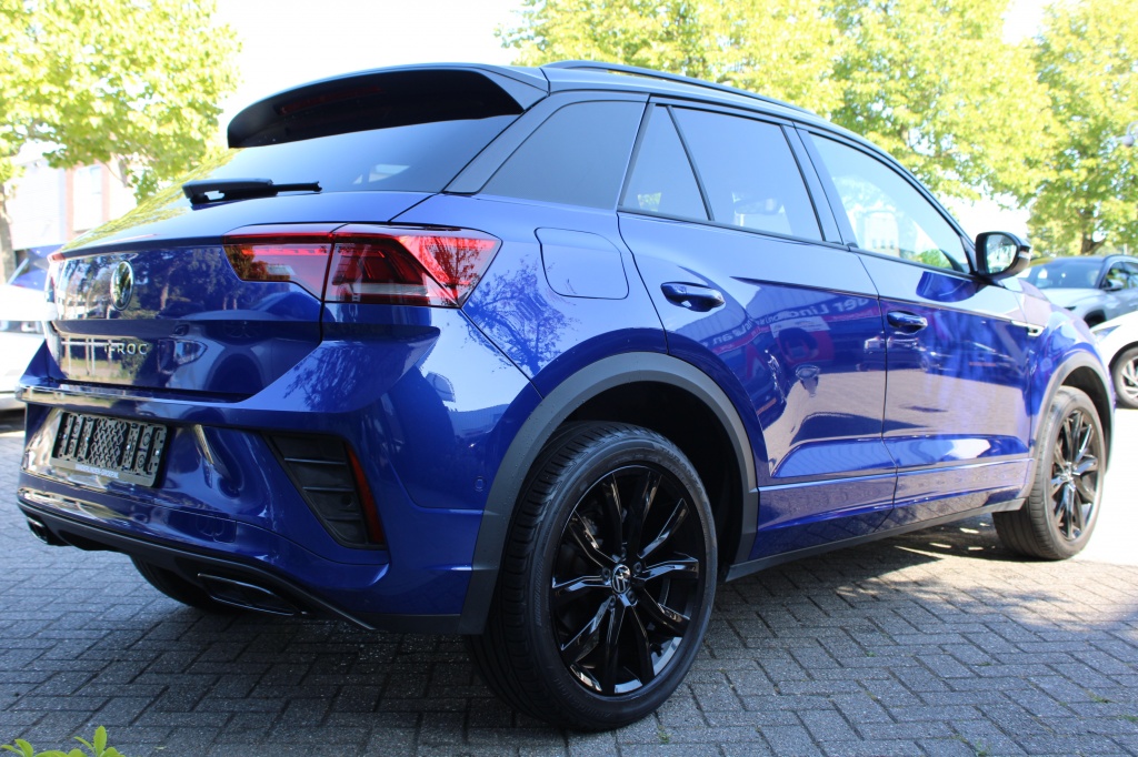 Volkswagen T-Roc Volkswagen T-Roc 1.5 TSI R-Line DSG Black Style Pano/Virtual/Navi “RIJKLAARPRIJS”