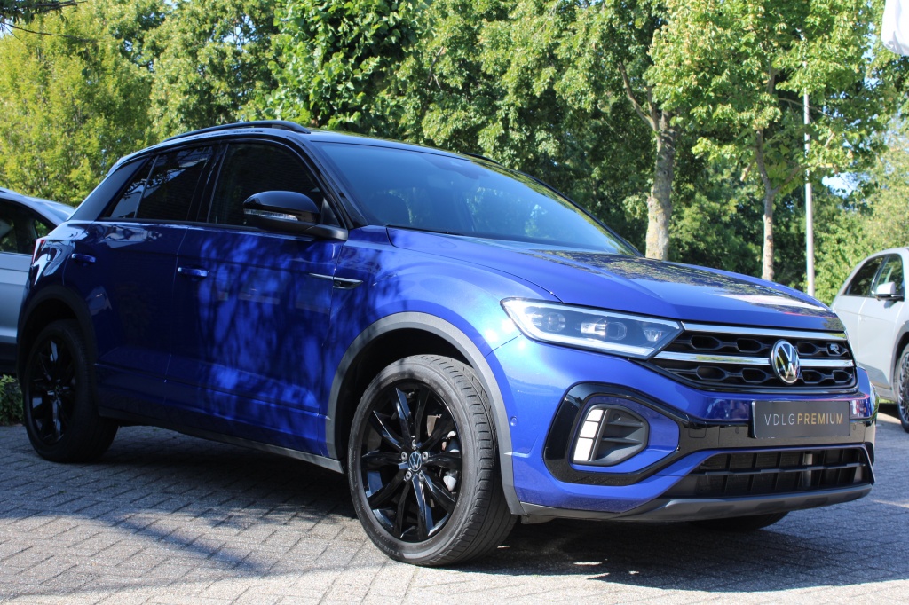 Volkswagen T-Roc Volkswagen T-Roc 1.5 TSI R-Line DSG Black Style Pano/Virtual/Navi “RIJKLAARPRIJS”