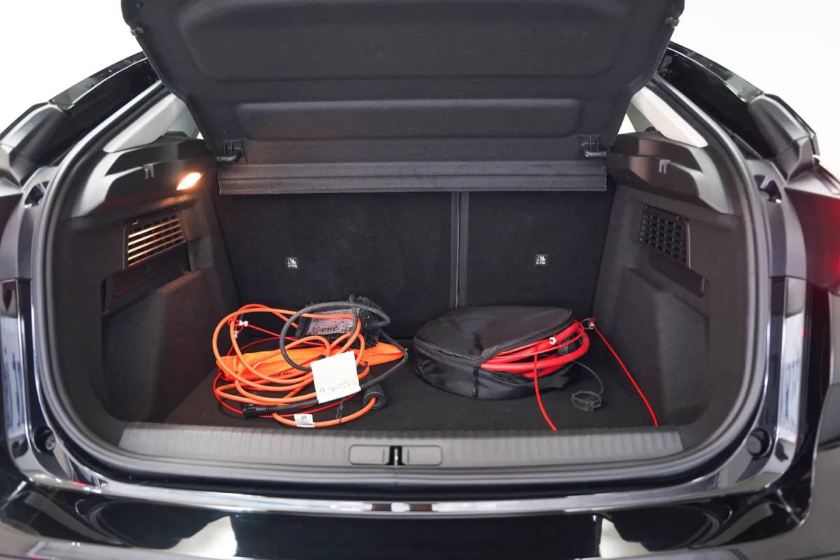 Citroën ë-C4 Citroen e-C4 You 50kWh 3-fase [ LED Navi Camera Climate ]