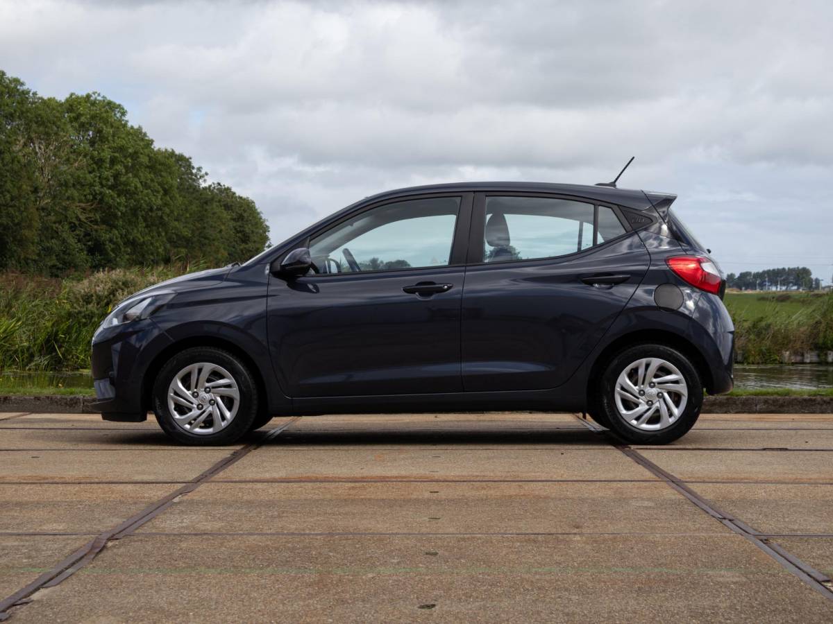 Hyundai i10 Hyundai i10 1.0 Comfort Lane assist Apple CarPlay Airco