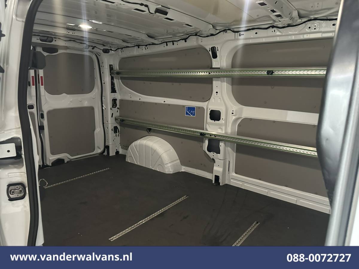 Ford Transit Custom Ford Transit Custom 2.0 TDCI 136pk L2H1 Euro6 Airco | Camera | LED | Apple Carplay | Cruisecontrol Android Auto, Verwarmde voorruit, Parkeersensoren, Bijrijdersbank
