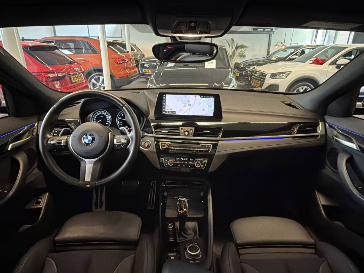 BMW X2 BMW X2 M35iA 306PK xDRIVE M-SPORT LEDER/NAVI/HEAD-UP/PANORAMADAK