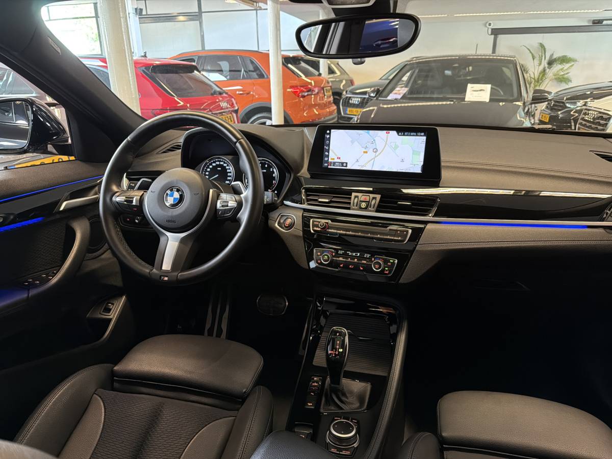 BMW X2 BMW X2 M35iA 306PK xDRIVE M-SPORT LEDER/NAVI/HEAD-UP/PANORAMADAK