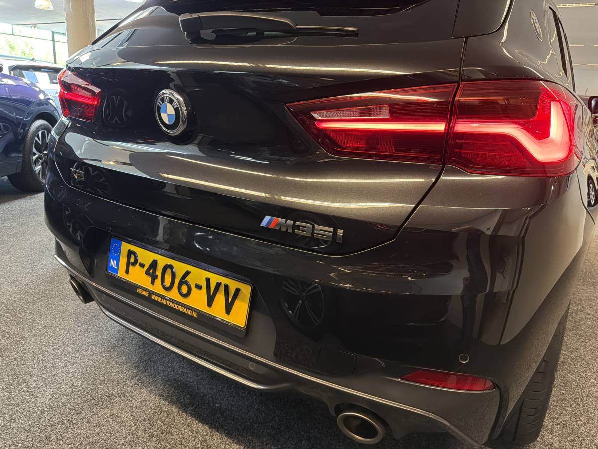 BMW X2 BMW X2 M35iA 306PK xDRIVE M-SPORT LEDER/NAVI/HEAD-UP/PANORAMADAK