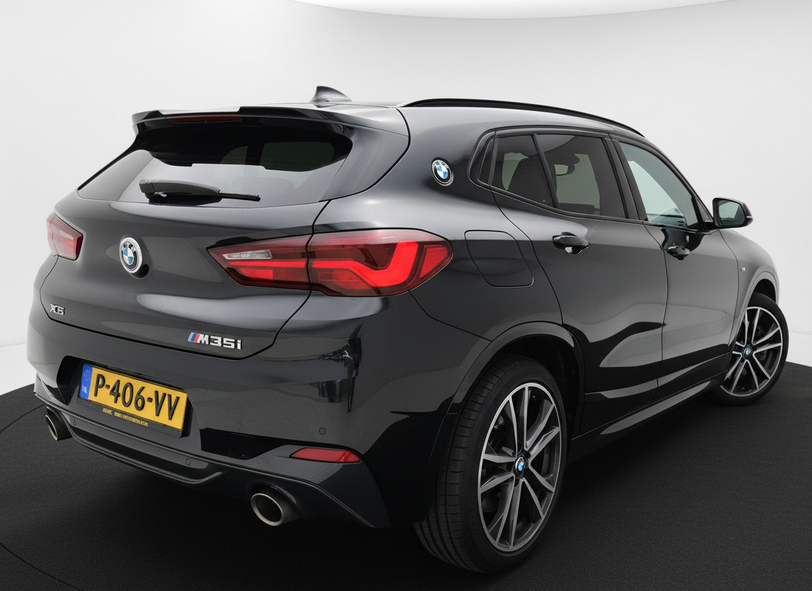 BMW X2 BMW X2 M35i 306PK xDRIVE M-SPORT LEDER/NAVI/HEAD-UP/PANORAMADAK
