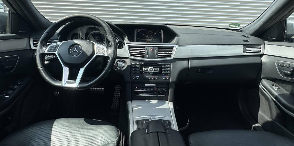 Mercedes-Benz E-Klasse Mercedes-Benz E-klasse 350 CDI Edition Sport AMG SCHUIFDA LUXE UITVOERING