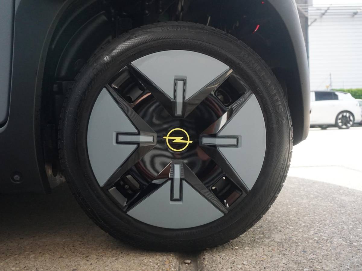 Opel Rocks-e Opel Rocks-E Base Base Opel Rocks-E Base