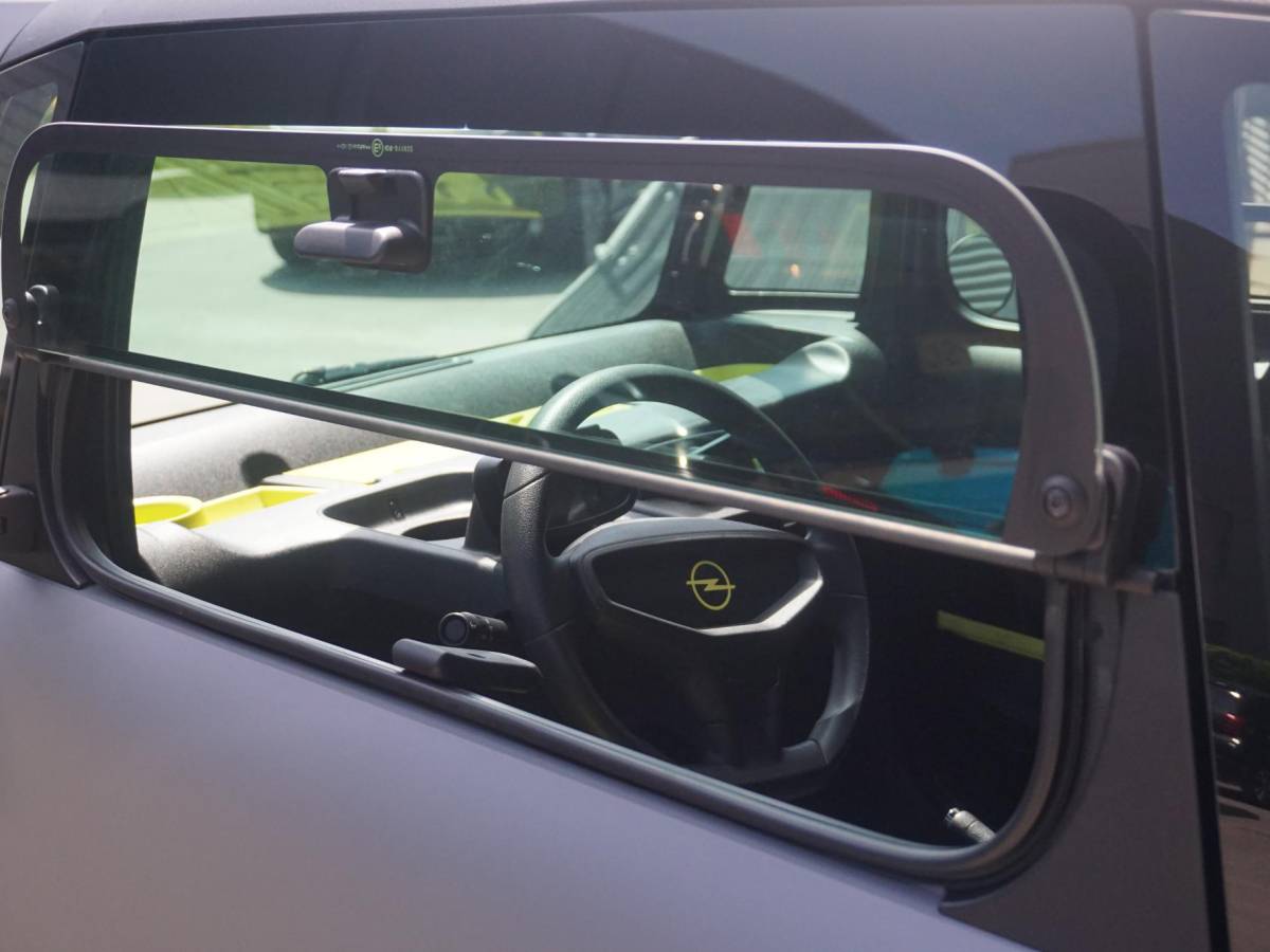 Opel Rocks-e Opel Rocks-E Base Base Opel Rocks-E Base