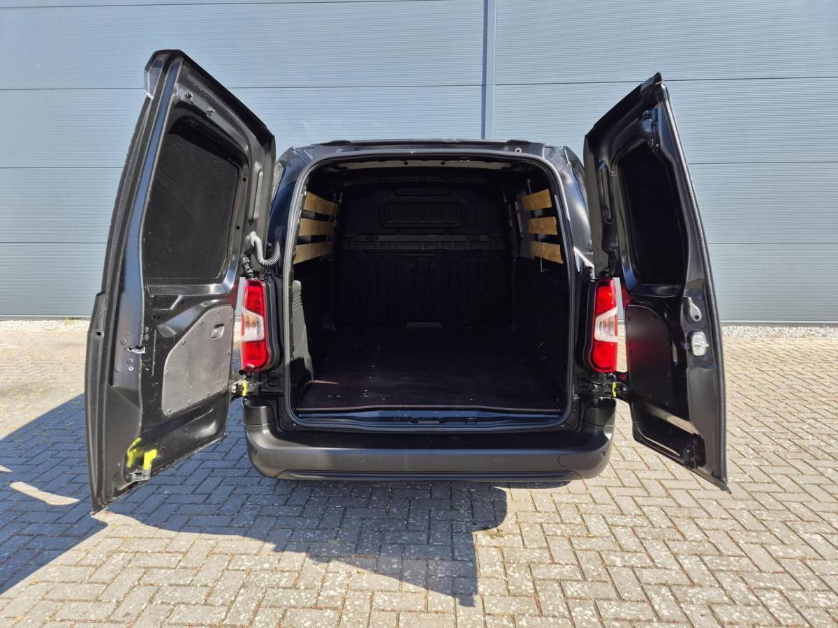 Opel Combo Opel Combo 1.5D L2H1 Carplay Cruise Navi 102 PK