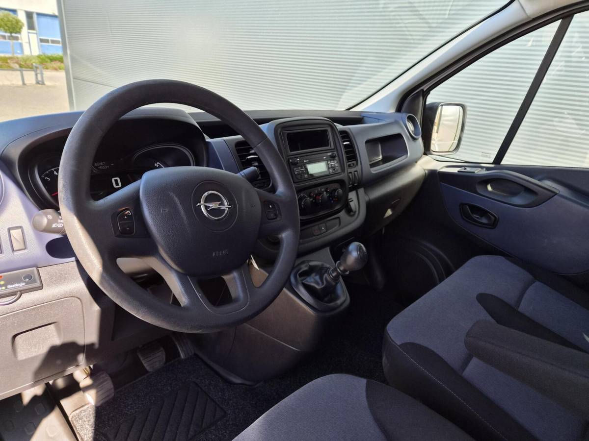 Opel Vivaro Opel Vivaro 1.6 CDTI L2H1 Airco Imperiaal Trekh 120pk 3-zits