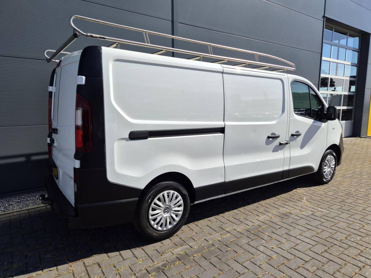Opel Vivaro Opel Vivaro 1.6 CDTI L2H1 Airco Imperiaal Trekh 120pk 3-zits