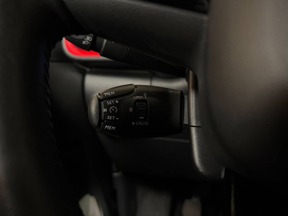 Citroën C3 Citroen C3 1.2 PureTech Shine *Distr.riem VV* Carplay|Camera|Navi|DAB|Cruise|PDC|NAP|