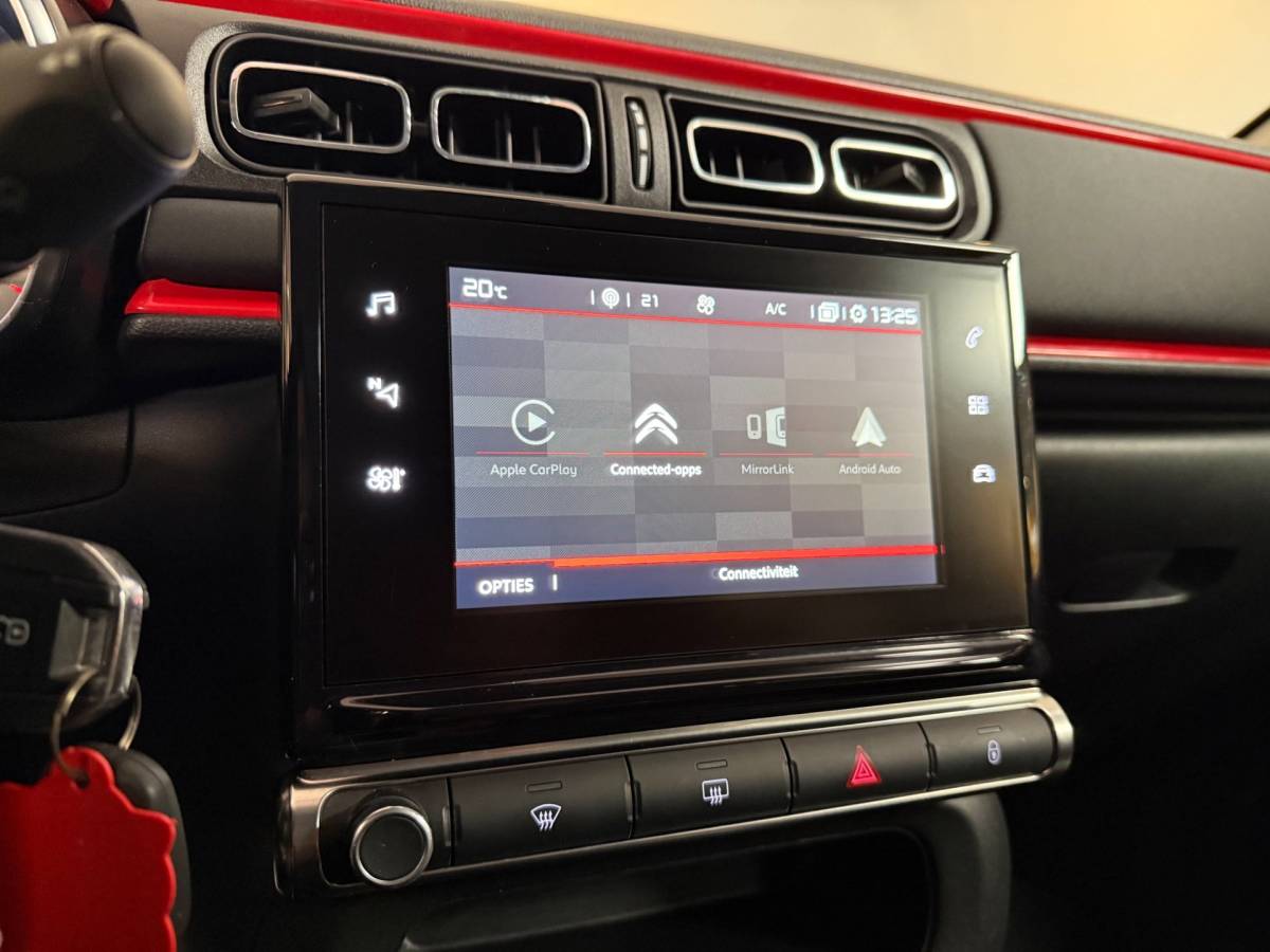Citroën C3 Citroen C3 1.2 PureTech Shine *Distr.riem VV* Carplay|Camera|Navi|DAB|Cruise|PDC|NAP|