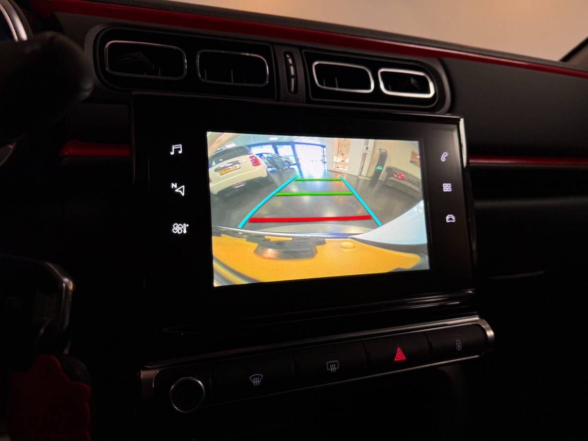 Citroën C3 Citroen C3 1.2 PureTech Shine *Distr.riem VV* Carplay|Camera|Navi|DAB|Cruise|PDC|NAP|