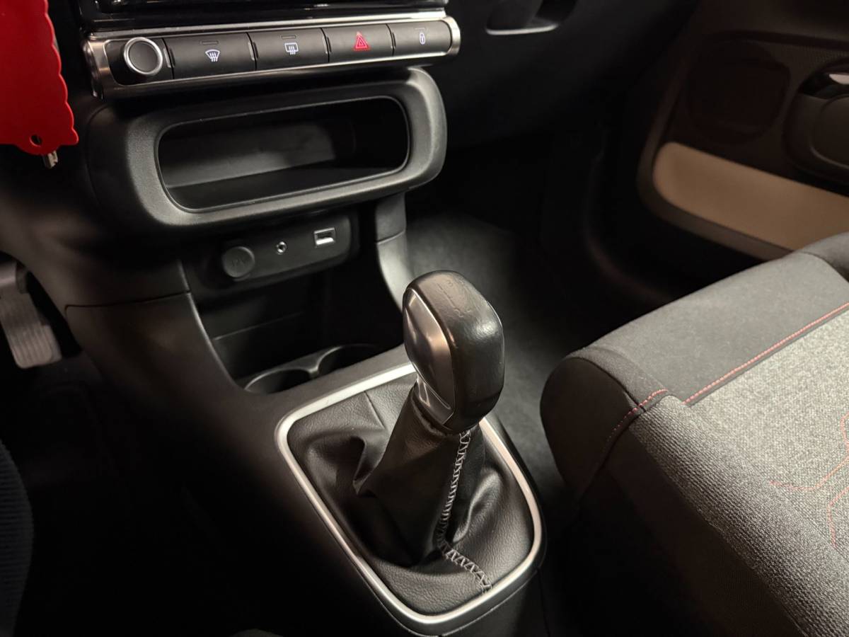 Citroën C3 Citroen C3 1.2 PureTech Shine *Distr.riem VV* Carplay|Camera|Navi|DAB|Cruise|PDC|NAP|