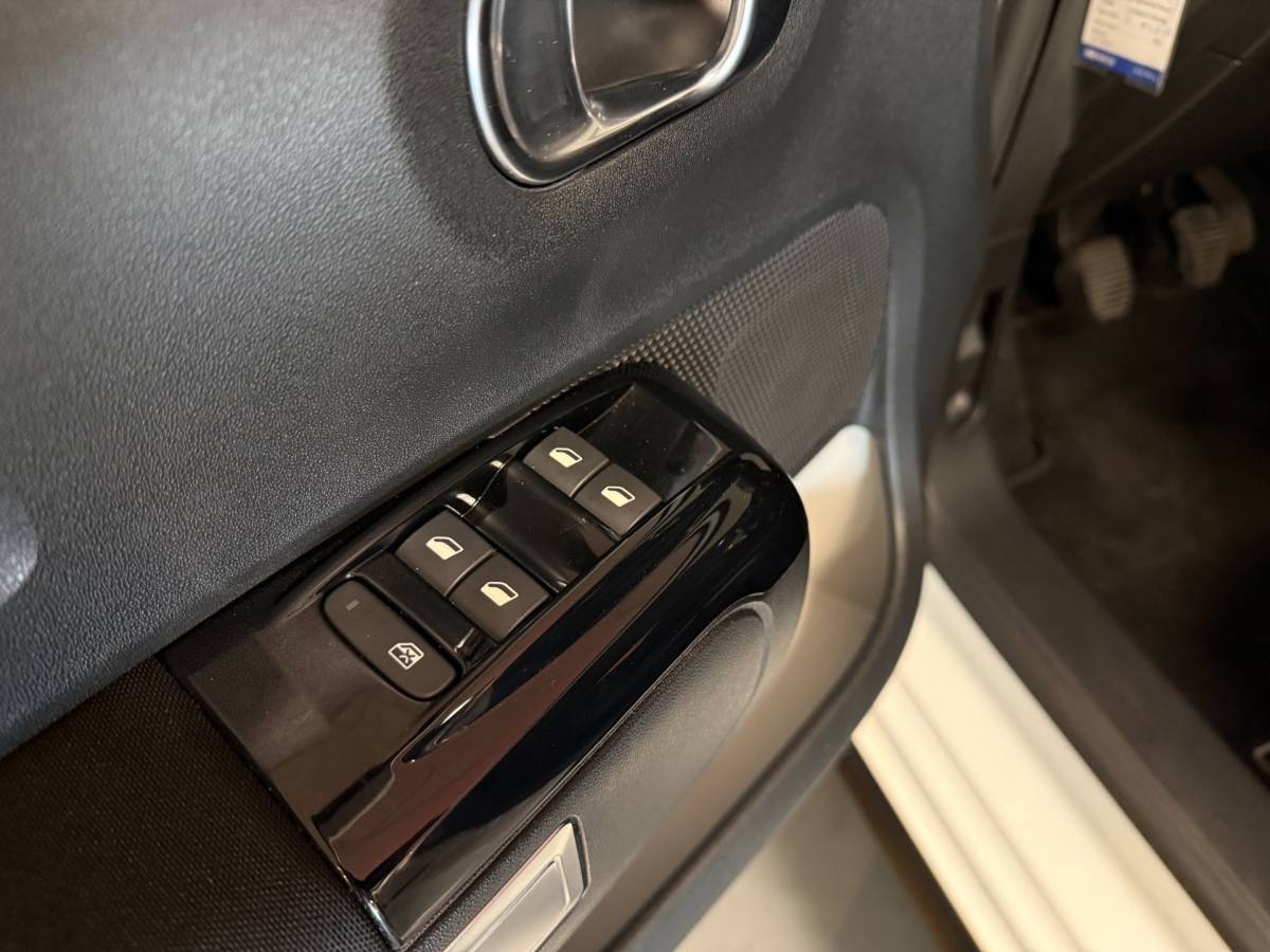 Citroën C3 Citroen C3 1.2 PureTech Shine *Distr.riem VV* Carplay|Camera|Navi|DAB|Cruise|PDC|NAP|