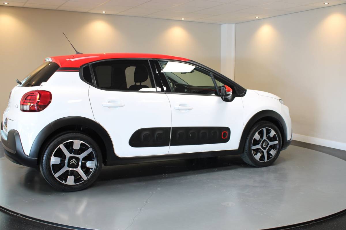 Citroën C3 Citroen C3 1.2 PureTech Shine *Distr.riem VV* Carplay|Camera|Navi|DAB|Cruise|PDC|NAP|
