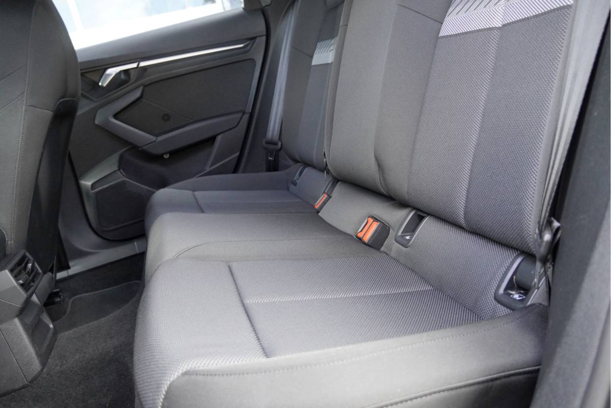 Audi A3 Audi A3 Sportback 30 TFSI Automaat! 5drs Advanced Edition BJ2021 Lmv 17″ | Led V+A | Dynamische knipperlichten | Pdc | App-Connect | Virtual cockpit | Climate control | Cruise control | Sportstoelen | Extra getint glas